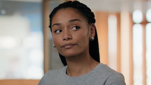 image de la news Zodiaque sur TF1 : "Il faut jouer des coudes"... Voici le personnage central qui était au départ beaucoup moins important !