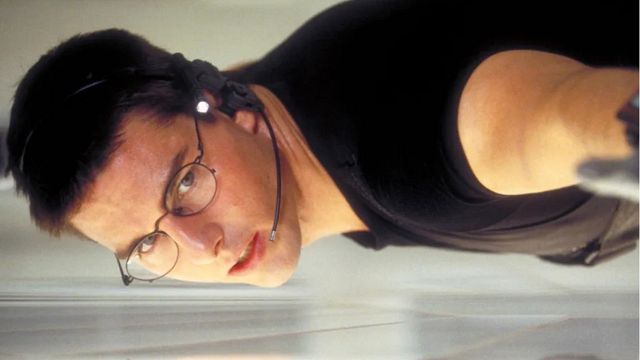 image de la news "C'est très difficile d'être suspendu comme ça" : 30 ans plus tard, cette cascade de Mission Impossible est toujours aussi bluffante
