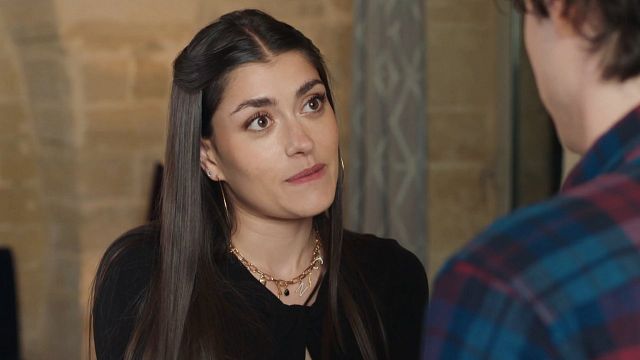 image de la news Ici tout commence sur TF1 : "Pourquoi pas tenter un truc ?!", Alexandra Ferreira en dit plus sur le baiser entre Loup et Bianca