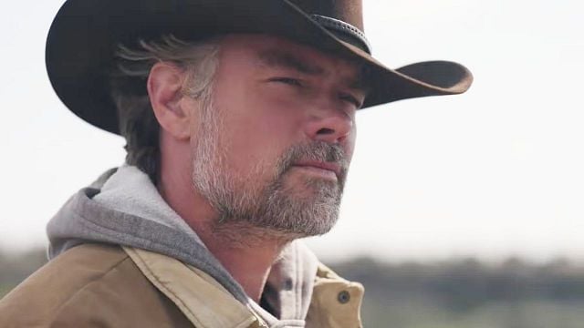 image de la news "Je pensais que l'avenir de la série était assuré" : Josh Duhamel réagit enfin à l'annulation de cette série western qui devait être le Yellowstone de Netflix