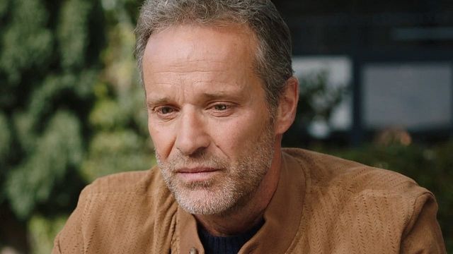 image de la news Ici tout commence sur TF1 : Hector va-t-il partir ? Déçu par Andréa, il reçoit une offre inattendue