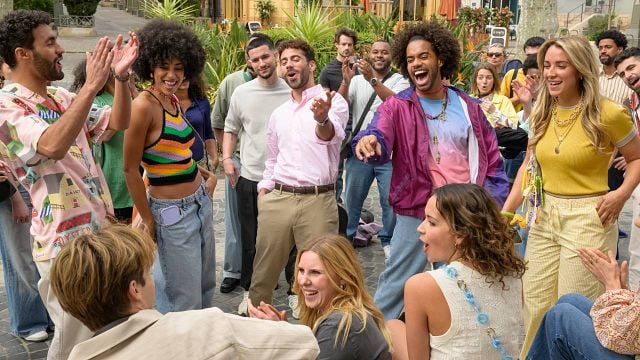 image de la news Tout pour la lumière : qui sont les héros flamboyants du nouveau feuilleton de TF1 ? Voici leurs portraits !