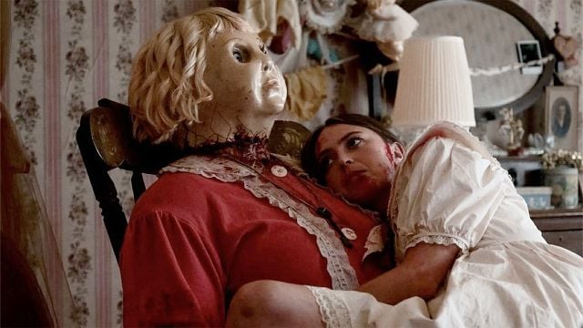 image de la news Dolly : oubliez Chucky et Annabelle, cette poupée est votre nouveau cauchemar !