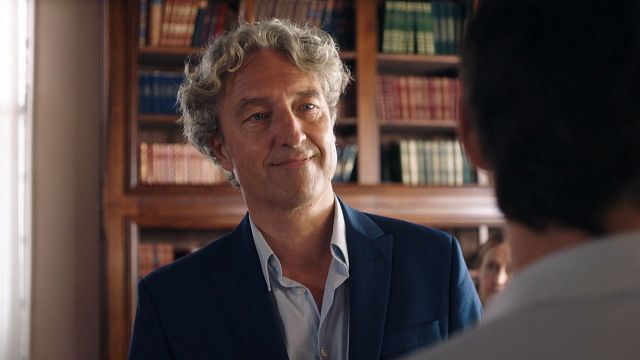 image de la news Ici tout commence : l'Institut change de directeur, découvrez à qui Teyssier cède sa place !