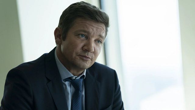 image de la news “Je pense être assez fort” : un an après son terrible accident, Jeremy Renner fait une annonce étonnante