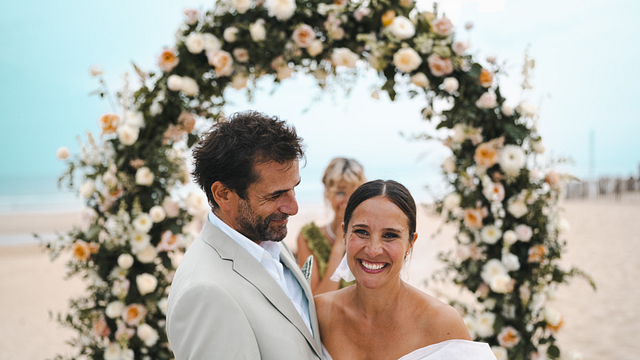 image de la news Erica sur TF1 : "Malheureusement, j'ai dû lâcher ce petit rêve"... Julie de Bona se confie sur l'incroyable scène de course poursuite dans sa robe de mariée