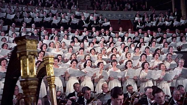 image de la news Noté 4 sur 5, c'est l'un des meilleurs thrillers d'Alfred Hitchcock... Avez-vous repéré cette légende d'Hollywood qui fait ici une courte apparition ?