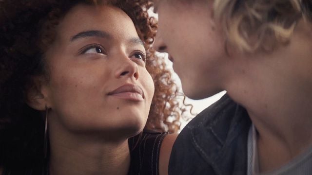 image de la news Elle est la nouvelle héroïne d'Hunger Games 6 et son visage vous est peut-être familier ! Qui est Whitney Peak ?