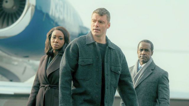 image de la news Netflix : 17 nouvelles séries à voir en février 2026, dont une série d’action pleine de suspens et le retour d'une grande aventure en costume !