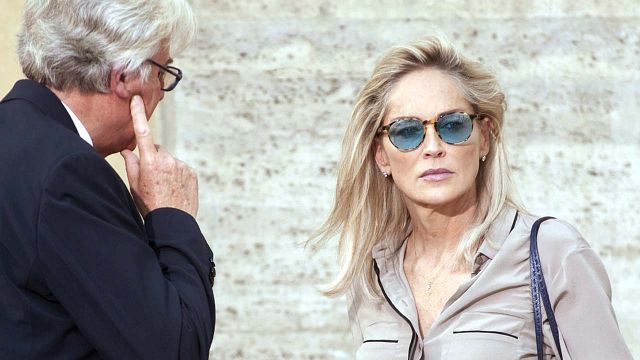image de la news "Au fait, nous avons de l'électricité en Italie !" : il y a 12 ans, Sharon Stone aurait eu des caprices de diva sur le tournage de ce film jamais sorti en France