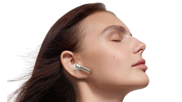 image de la news Confortables et puissants, les écouteurs Bluetooth HUAWEI sont à des prix dignes d'une vente à perte