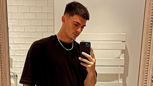 image de la news Love Island : Qui est Simon, le nouveau candidat qui sème déjà la pagaille dans les couples ?