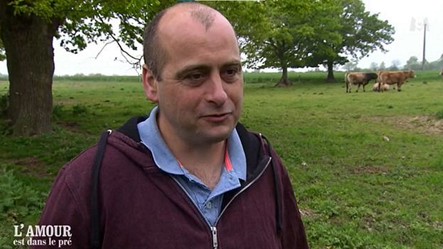 image de la news Charles (L’amour est dans le pré) touché par Cupidon : ce nouveau cliché de sa chérie Marilia en dit long !