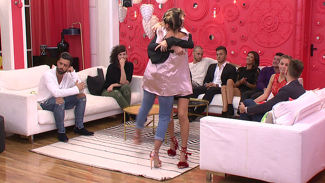 image de la news Amélie, Nadège, Anaïs… Les anciens de Secret Story réagissent (presque tous) au départ de la Voix !