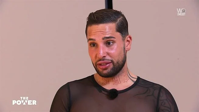 image de la news "J'étais à 40 de fièvre" : Eddy (Les Cinquante) conduit aux urgences