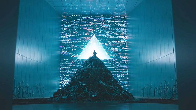 image de la news Premières images : après 9 ans d'absence, le réalisateur de la plus grande saga d'aventures des années 2000 revient avec un film de science-fiction