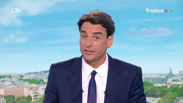 image de la news JT de 13h de France 2 : Julian Bugier dévoile son secret pour durer à l’antenne, il lui a été soufflé par un grand nom de la télé