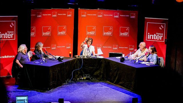 image de la news Comment les artistes considèrent-ils la critique ? Pour ses 70 ans, Le Masque et la plume répond à la question