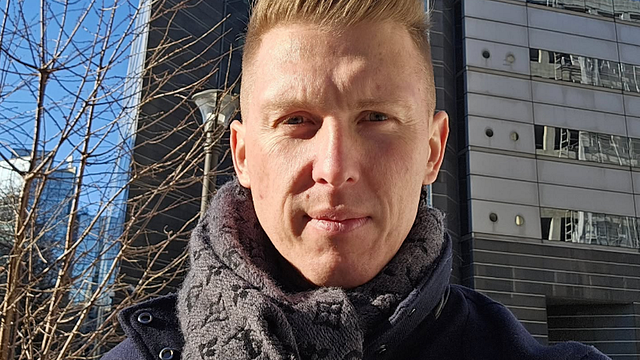 image de la news Familles nombreuses : Nicolas Santoro a bien changé depuis sa rupture avec Camille