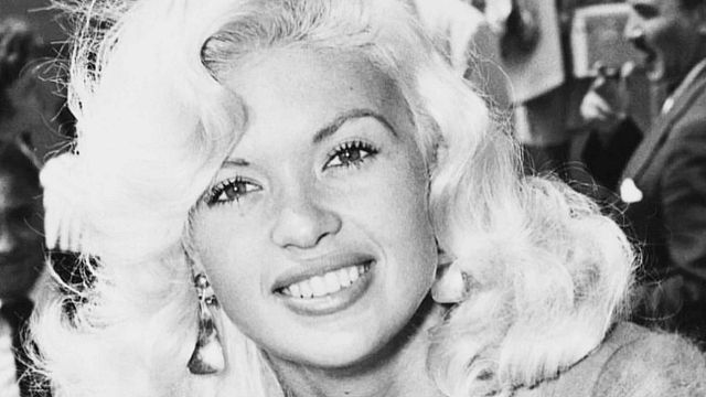 image de la news Morte à 34 ans, cette actrice a souvent été comparée à Marilyn Monroe... Retour sur son destin tragique dans un documentaire bouleversant