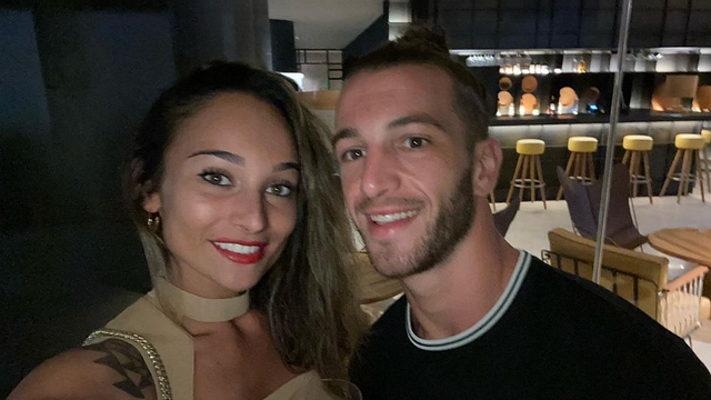 image de la news Mariés au premier regard : Emmanuel et Léa franchissent une grande (et belle) étape !