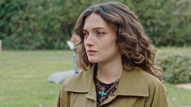 image de la news Ici tout commence : Vic très proche de Doria, comment s'est passée la collaboration avec Alexia Barlier ? Lou Ladegaillerie répond !
