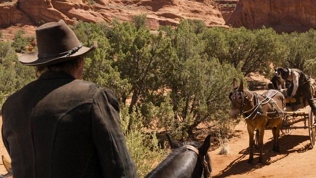 image de la news Il y a 11 ans, cette star du film d'action a imposé cette condition pour jouer dans ce western… Et elle est étonnante !