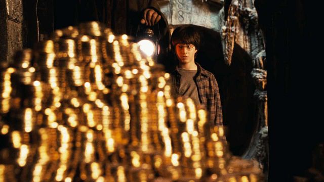 image de la news Harry Potter : à combien s’élève la fortune du jeune sorcier ? Les fans ont trouvé la réponse