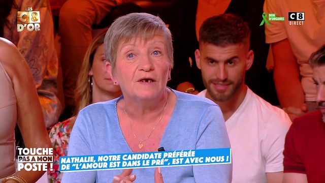 image de la news Nathalie (L’amour est dans le pré 2022) est-elle en couple ou célibataire ? (Et a-t-elle des nouvelles de Jean ?!)