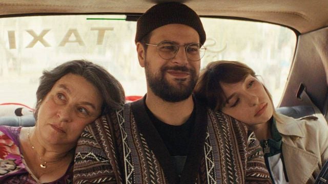 image de la news Tout va super est-il un bon film ? Que pensent les spectateurs de cette nouvelle comédie portée par Hakim Jemili et Noémie Lvovsky ?