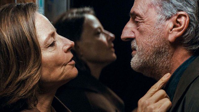 image de la news Jodie Foster + Daniel Auteuil + Virginie Efira : voici les premières images d'un des films français les plus attendus de cette fin d'année !