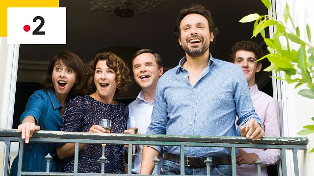 image de la news Fais pas ci fais pas ça revient sur France 2 ! Bientôt un nouveau prime pour les Bouley et les Lepic avec un pitch lunaire