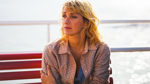 image de la news Le parfum du bonheur sur France 2 : "Je n’avais pas envie d’édulcorer cette réalité"... Virginie Grimaldi se confie sur la fin de la série