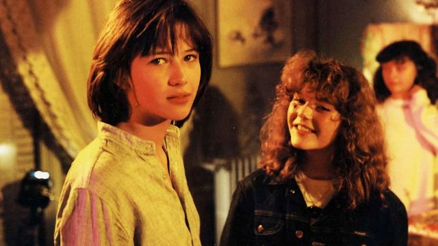 image de la news "J'étais assez punchy. Je l'ai payé" : personne n'a oublié la partenaire de Sophie Marceau dans cette comédie culte sortie il y a 45 ans