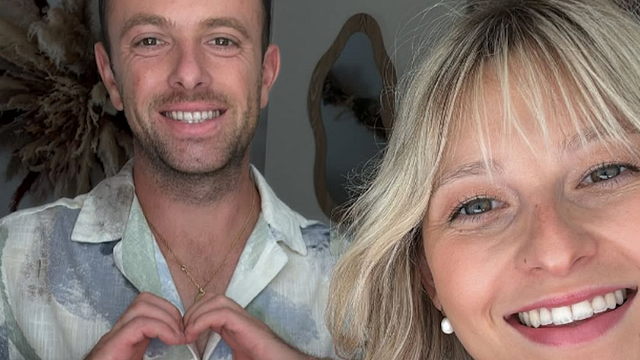 image de la news L’amour est dans le pré : “Ludovic m’a évincée”, Julia seule du jour au lendemain !