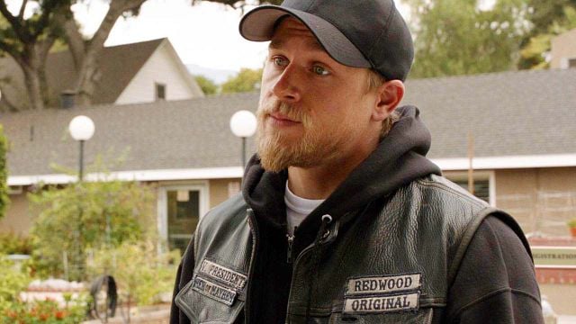 image de la news Avant Monstre saison 3... Charlie Hunnam dévoile son épisode préféré de Sons of Anarchy et son choix va vous étonner !