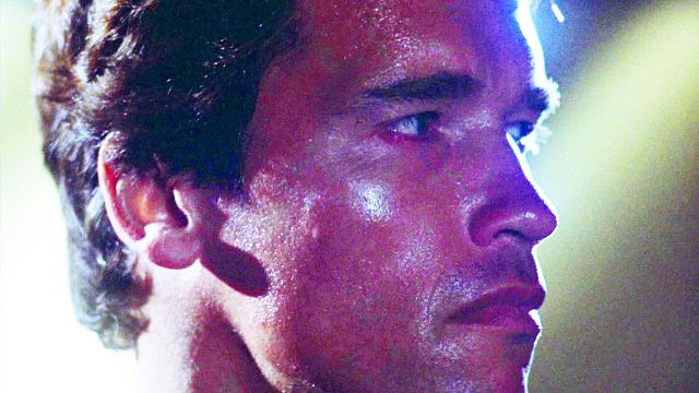 image de la news "Un chef-d'oeuvre authentique" : noté 4,1 sur 5, c'est le meilleur film d'Arnold Schwarzenegger dans les années 80 !