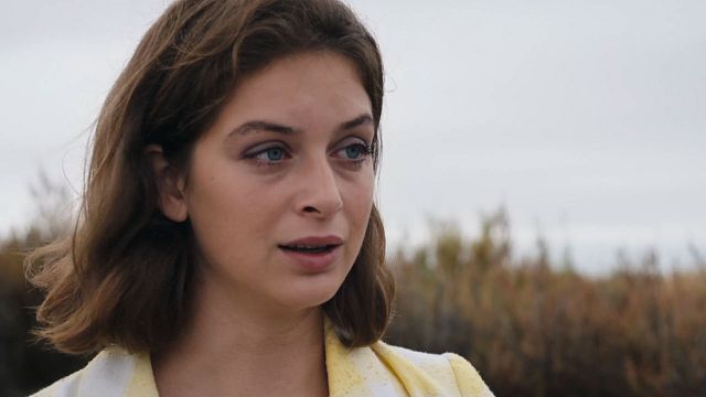 image de la news Ici tout commence sur TF1 : Carla va-t-elle accepter la demande en mariage de Bérénice ?
