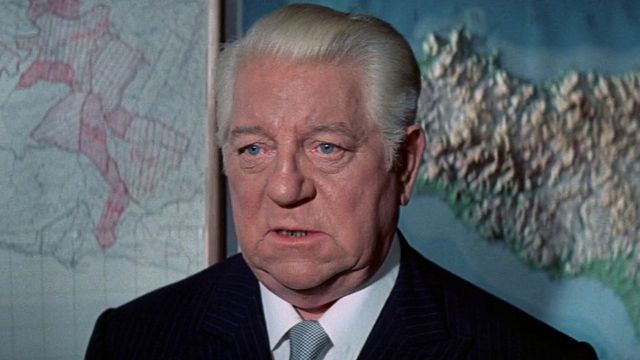 image de la news "C’était un homme droit comme une barre, et c’est rare maintenant" : il y a 54 ans, Jean Gabin rendait hommage à cette légende du cinéma français