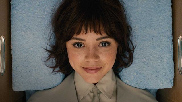 image de la news "Je n'avais jamais rien vu de tel" : comment Jenna Ortega est devenue un robot dans la jolie fable de science-fiction Klara et le soleil ?