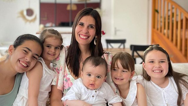 image de la news "Mon cœur est en lambeaux" : le nouveau-né de Jenny Gryffon (Familles nombreuses) "en détresse respiratoire" et hospitalisé en urgence