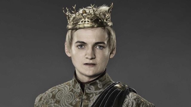 10 ans après avoir arrêté sa carrière, Joffrey de Game of Thrones fait son grand retour et il est méconnaissable !