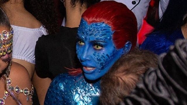 Kim Kardashian en Mystique, Halle Bailey en Avatar... 20 stars qui se déguisent pour Halloween