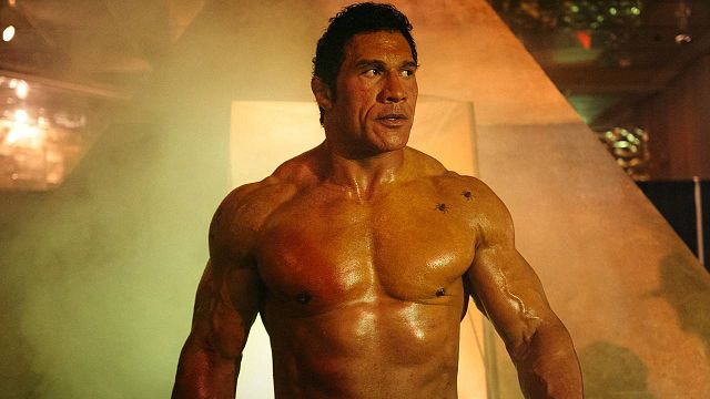 image de la news Dwayne Johnson méconnaissable et en route vers son meilleur rôle ? Découvrez la bande-annonce de Smashing Machine