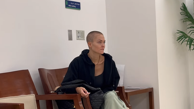 image de la news Caroline Receveur annonce être atteinte d’un cancer du sein