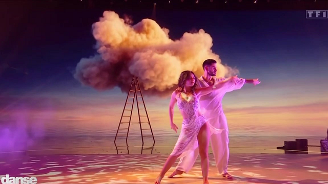 image de la news Danse avec les stars : pas vu à la télé, ce changement imposé à Juju Fitcats pour “éviter toute blessure supplémentaire”