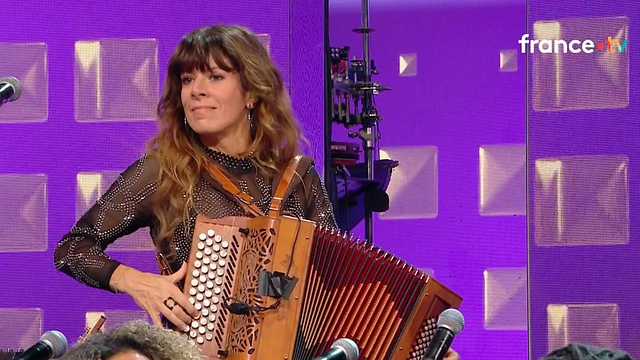 image de la news N’oubliez pas les paroles : Magali Ripoll bientôt dans Les Traîtres ?