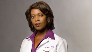 image de la news Alfre Woodard dans la série produite par George Clooney
