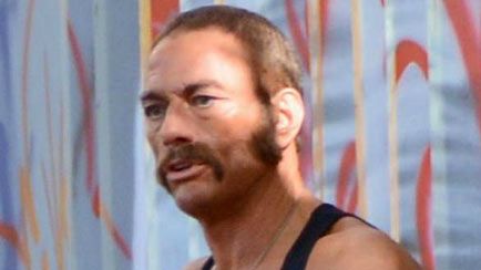 image de la news "Welcome to the Jungle" : JCVD sur le tournage ! [PHOTOS]