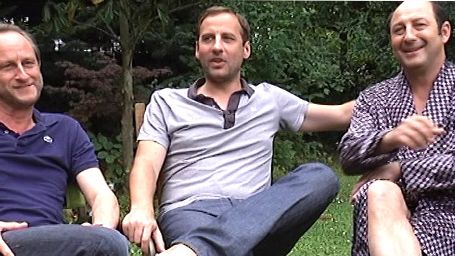image de la news Reportage : sur le tournage du "Grand Méchant Loup" avec Benoit Poelvoorde, Kad Merad et Fred Testot ! [VIDEO]